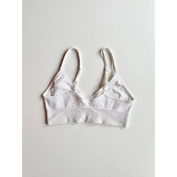 LULULEMON Ebb To Street II White Seamless Ribbed Long Line Sports Bra, Size 6 - Picture 10 of 16